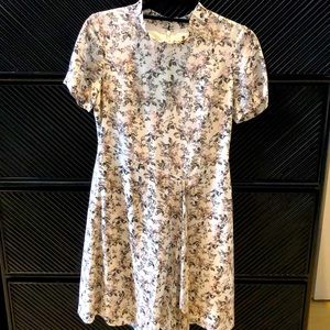 White patterned Club Monaco mini dress